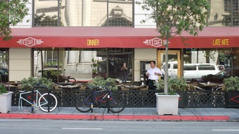 PETE'S CAFE