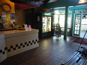Enlarge photo 10
