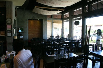 Enlarge photo 2