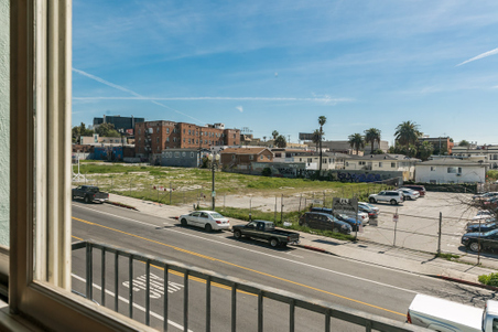Enlarge photo 18