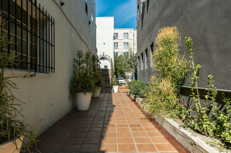Enlarge photo 3