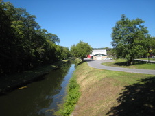 Enlarge photo 18