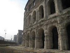 Enlarge photo 28