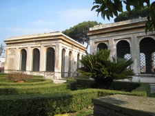 Enlarge photo 33