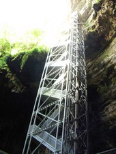 Enlarge photo 19