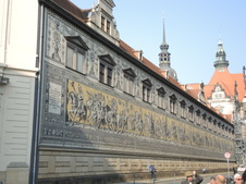 Enlarge photo 149