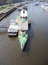 Enlarge photo 189