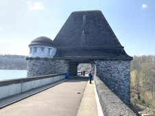 Enlarge photo 41