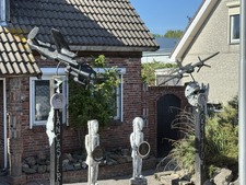 Enlarge photo 146