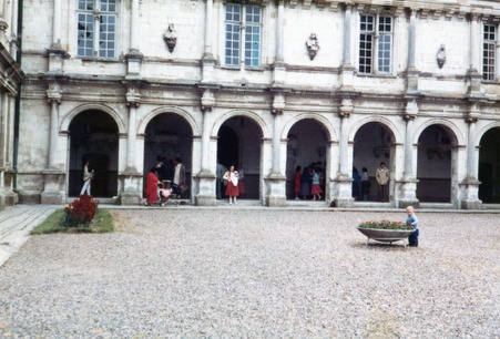Enlarge photo 3