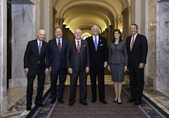Enlarge photo 4