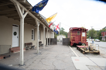 Enlarge photo 13