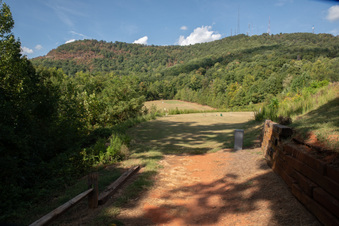 Enlarge photo 2