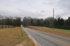 Mueller road at Persimmon Fo, Blywd