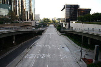 4th St between 110 Fwy and Hill