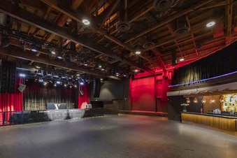 HD Buttercup Venue 17 Hollywood