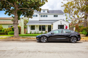 Universal D304- Long Beach