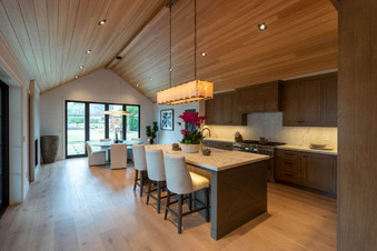 CAST_WoodlandHills_13122