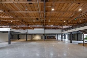 HD Buttercup Venue #23  Culver City