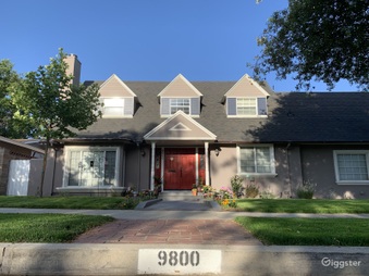 Modern Cape Cod Chatsworth