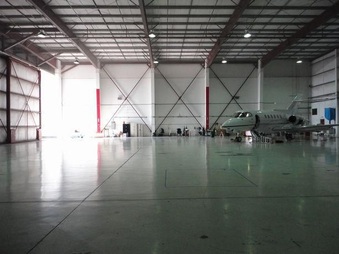 Burbank Airport Hanger A7001
