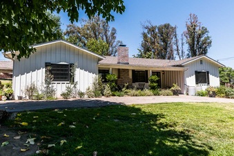 Production Locations  4660 Tarzana