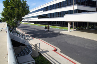 4900 Airport Plaza Dr (Ext Only)