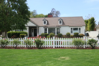 Lorena House - Cast 12151 Reshot