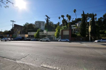 Cast 5586 Sunset Blvd.