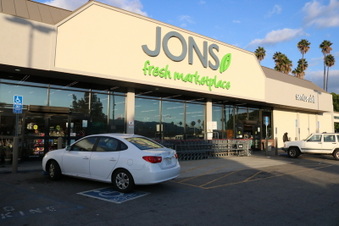 Jon's Market on Glenoaks Blvd