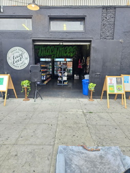 Giggster Bodega Downtown LA