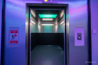 Giggster Neon Stage Downtown LA