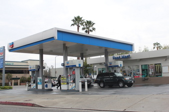 5356 Canoga Chevron (Re-shot)