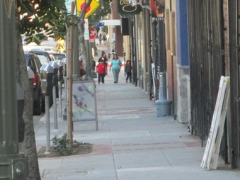 6th Street b/t Mesa and Centre