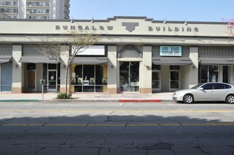 Pine Street b/t 7th and 8th