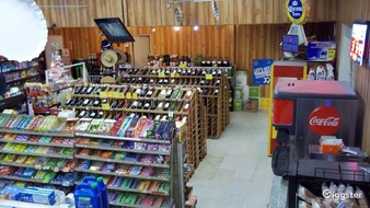 Canyon Market Sunland