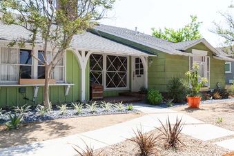 PL 1882 Sherman Oaks