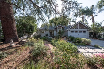 Cast 11331 Woodland Hills