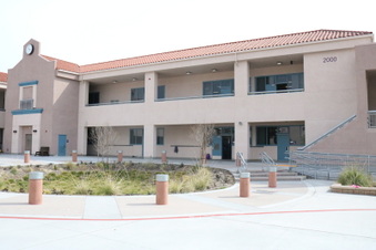 R D White Elementary Glendale