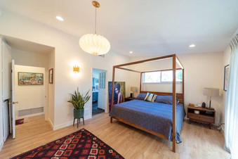 Cast 12522 Woodland Hills