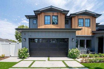 IL Modern 220 Encino