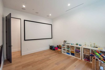 Enlarge photo 43