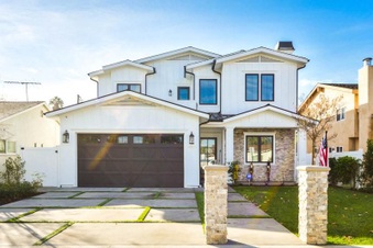 Universal A928 Sherman Oaks