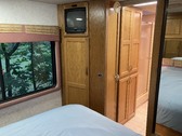 Enlarge photo 33
