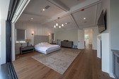 Enlarge photo 108