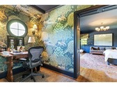 Enlarge photo 60