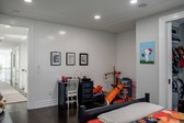 Enlarge photo 49