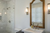 Enlarge photo 63