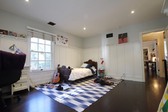 Enlarge photo 63