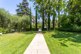 Enlarge photo 110